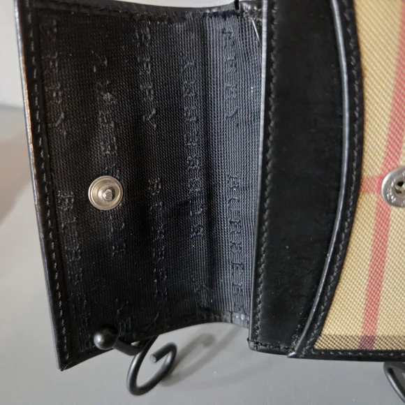 Burberry Checkered Snap Card Case - Picture 6 of 7